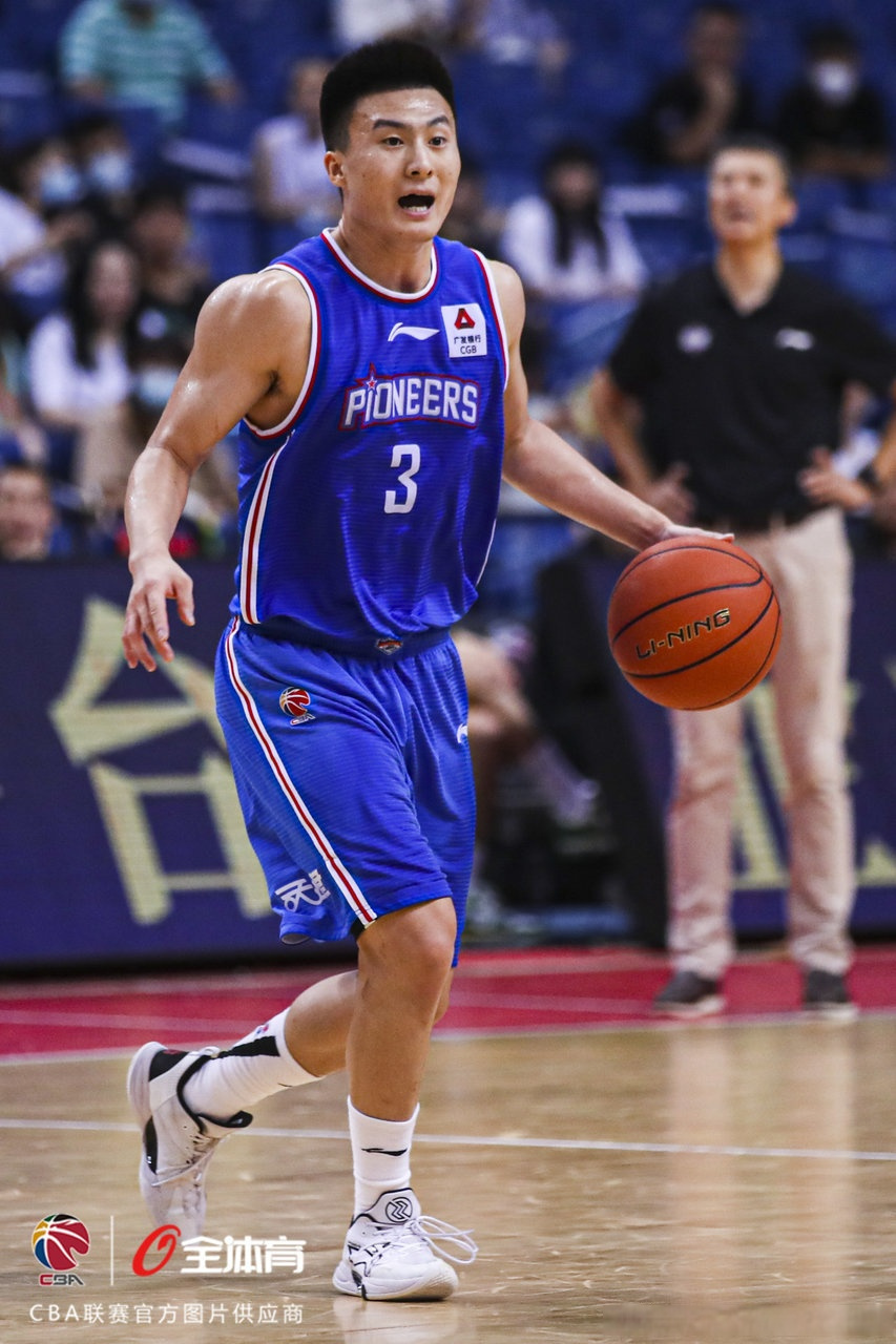 包含门兴格拉德巴赫训练开放日;加时末段遗憾出局引欢呼;CBA季后赛在即;球队文化再被提及的词条 包含门兴格拉德巴赫训练开放日;加时末段遗憾出局引欢呼;CBA季后赛在即;球队文化再被提及的词条