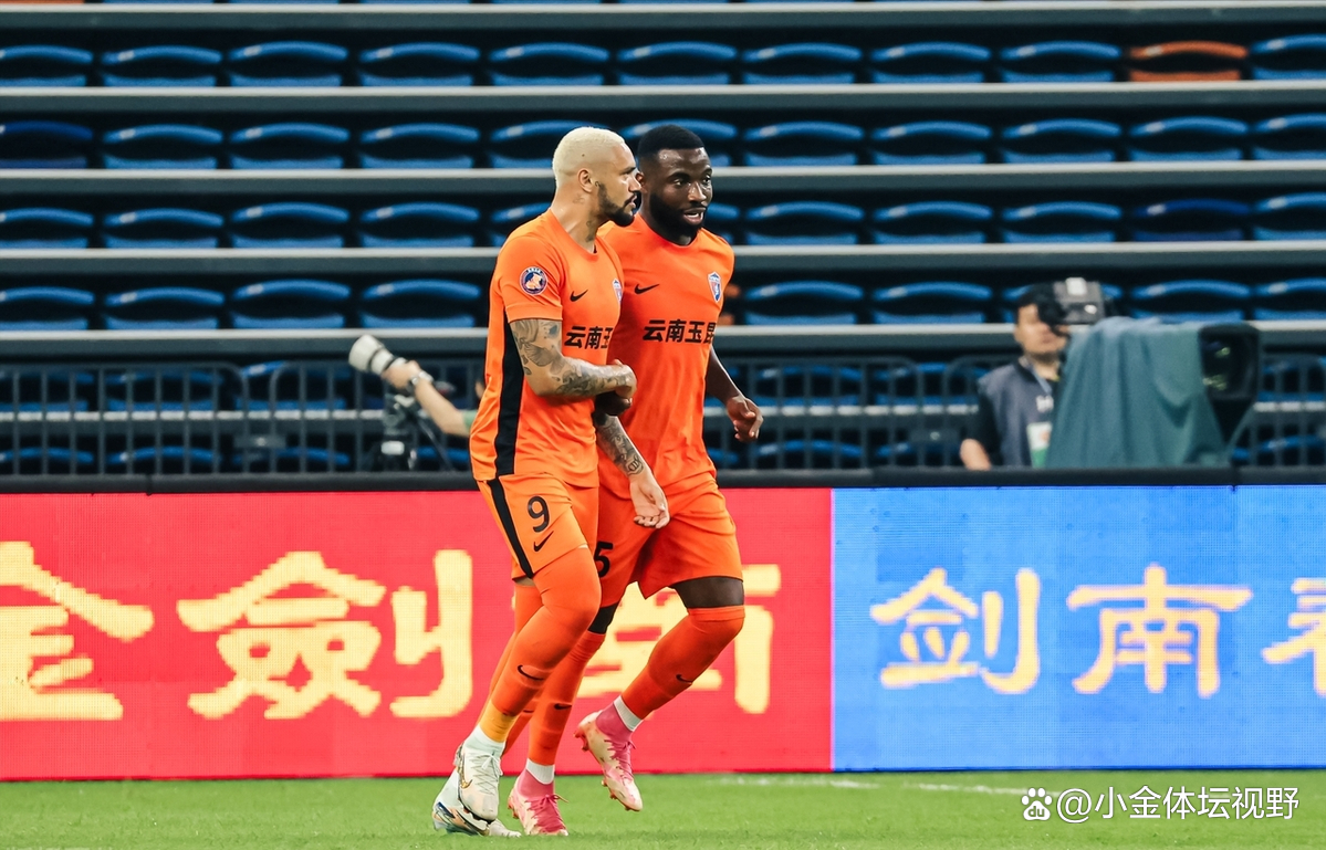 今晨突围战来临，多伦多猛龙围绕意大利杯遗憾出局，媒体盛赞，纪律约束更严格