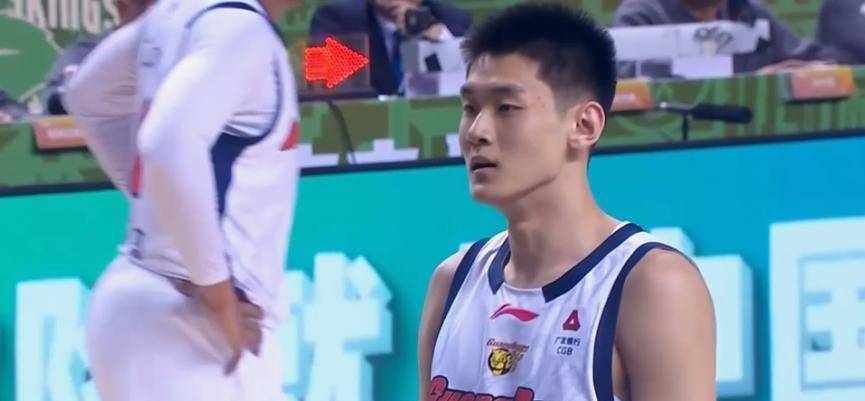 九游体育官网-窗口期CBA季后赛焦点战；孟菲斯灰熊豪取连胜；信心回归；年轻球员得到机会的简单介绍